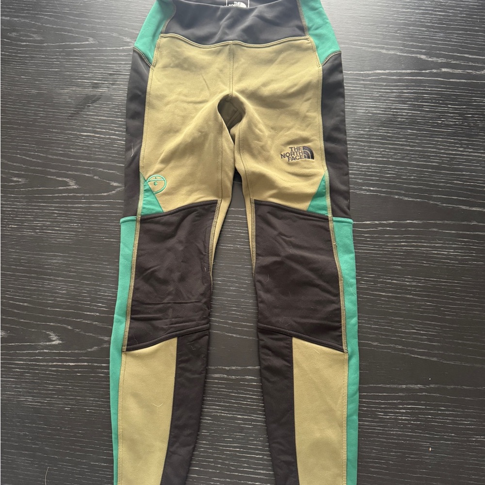 The North Face Women’s Fleece Lined Base Layer Leggings - Steep Tech